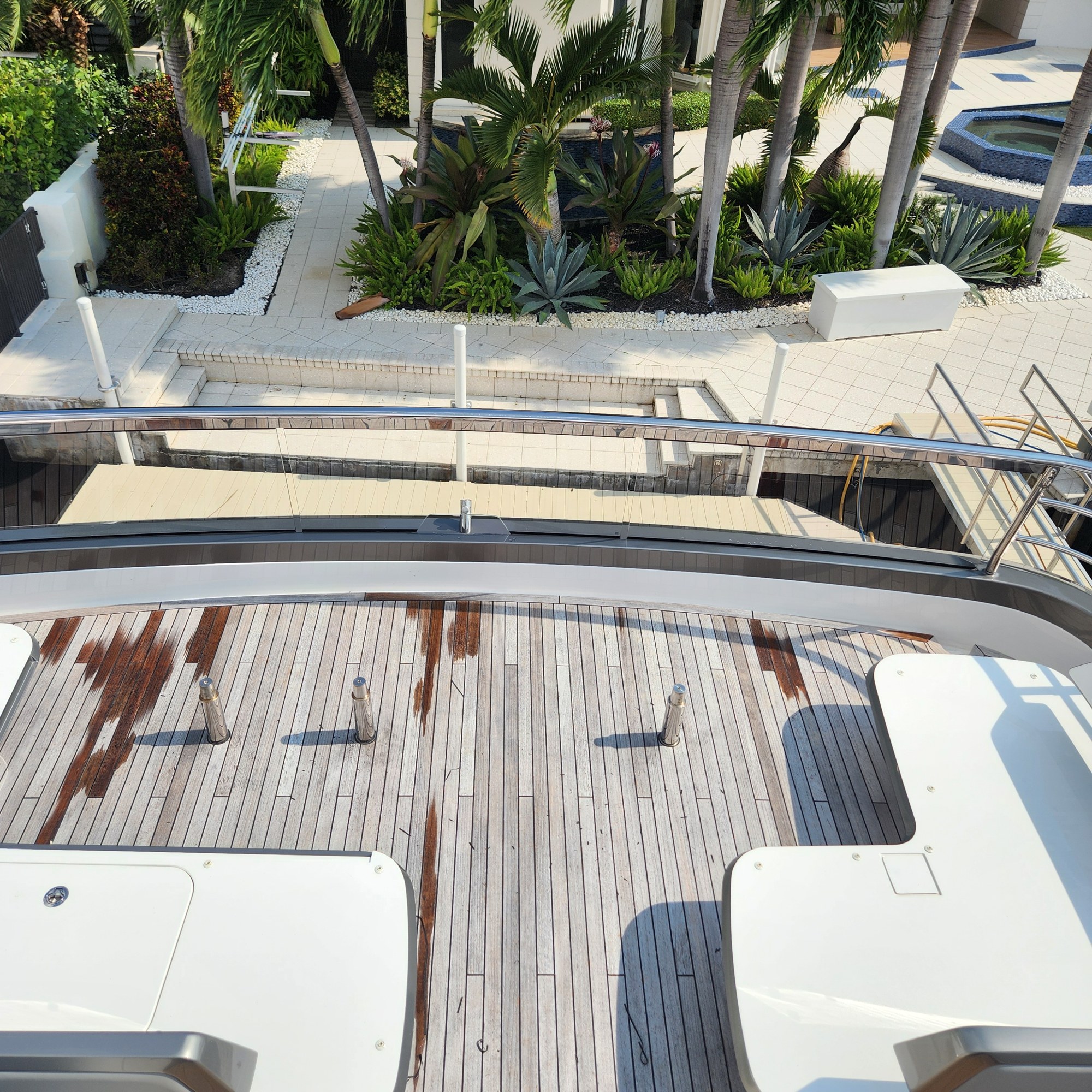 Attention to Detail project photo: Teak & Exterior Presentation